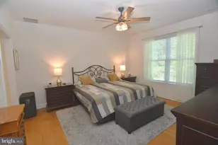 924 Holden Ct, Warminster, PA 18974 - Photo 15
