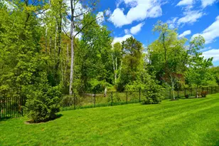 924 Holden Ct, Warminster, PA 18974 - Photo 33