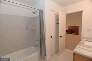 924 Holden Ct, Warminster, PA 18974 - Photo 25