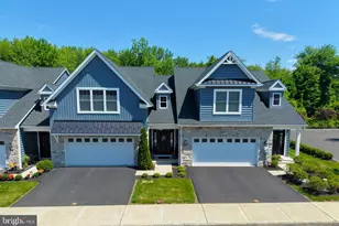 924 Holden Ct, Warminster, PA 18974 - Photo 1