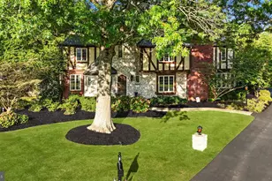 8 Moon Cir, Yardley, PA 19067 - Photo 1