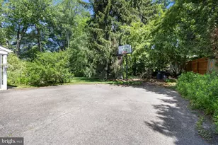 28 Edgewood Rd, Yardley, PA 19067 - Photo 31