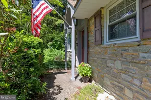 28 Edgewood Rd, Yardley, PA 19067 - Photo 3