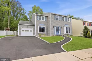 595 Buck Dr, Fairless Hills, PA 19030 - Photo 5