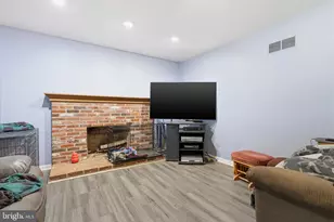 595 Buck Dr, Fairless Hills, PA 19030 - Photo 11
