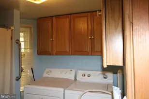 189 Centre St, Morrisville, PA 19067 - Photo 15