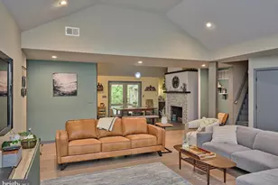 927 Taylorsville Rd, Washington Crossing, PA 18977 - Photo 3