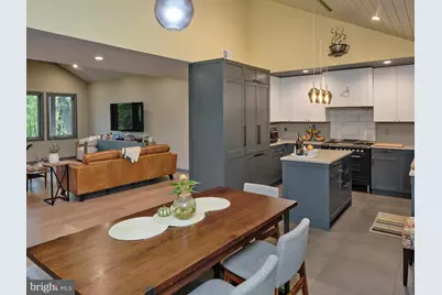 927 Taylorsville Road, Washington Crossing, PA 18977 - Photo 9