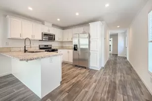 6214 Foster Dr, Morrisville, PA 19067 - Photo 5