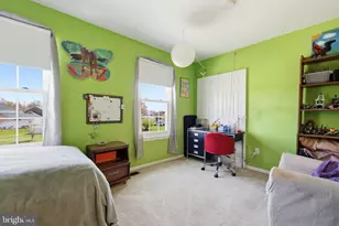 118 Lesha Dr, Morrisville, PA 19067 - Photo 23