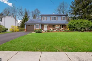 7 Broadale Ct, Doylestown, PA 18901 - Photo 1