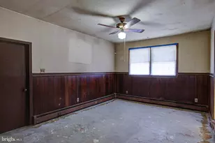 13 Brook Ln, Chalfont, PA 18914 - Photo 17