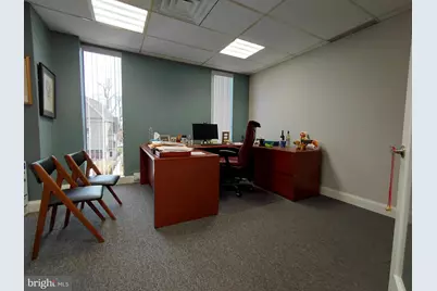 70 W Oakland Avenue #302, Doylestown, PA 18901 - Photo 5