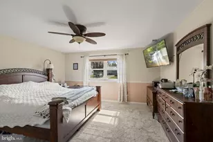 48 Fruitree Rd, Levittown, PA 19056 - Photo 17