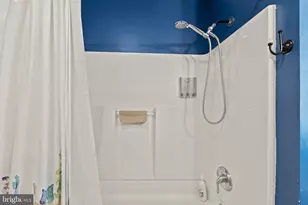 48 Fruitree Rd, Levittown, PA 19056 - Photo 25