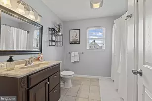 48 Fruitree Rd, Levittown, PA 19056 - Photo 31