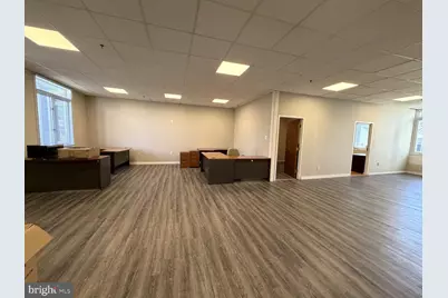 304 Corporate Drive E #E, Langhorne, PA 19047 - Photo 3