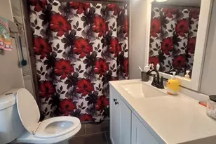 574 Bath St, Bristol, PA 19007 - Photo 13