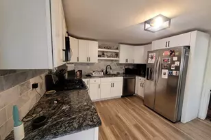574 Bath St, Bristol, PA 19007 - Photo 5