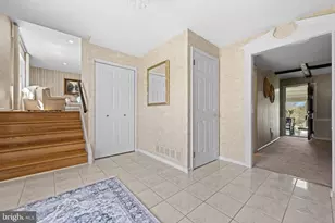 111 W Buttonwood Dr, Churchville, PA 18966 - Photo 5