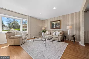 111 W Buttonwood Dr, Churchville, PA 18966 - Photo 7