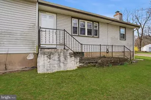 34 Aqueduct Rd, Washington Crossing, PA 18977 - Photo 27