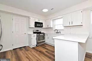 670 Amalie Ln, Southampton, PA 18966 - Photo 9