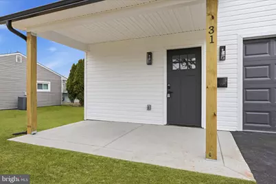 31 Swan Lane, Levittown, PA 19055 - Photo 3