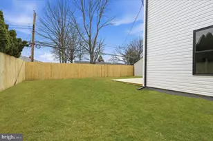 31 Swan Ln, Levittown, PA 19055 - Photo 37