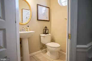 15 Charter Oak Ct, Doylestown, PA 18901 - Photo 3