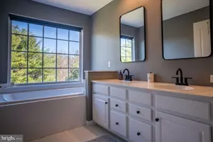 15 Charter Oak Ct, Doylestown, PA 18901 - Photo 15