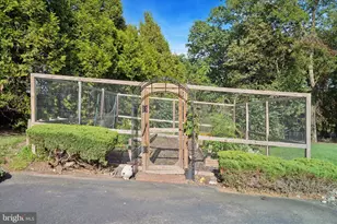 1087 Mt Eyre Rd, Washington Crossing, PA 18977 - Photo 23