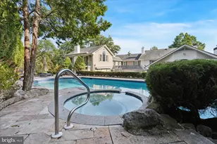 1087 Mt Eyre Rd, Washington Crossing, PA 18977 - Photo 15