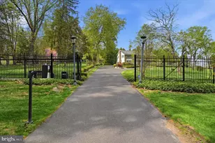 1087 Mt Eyre Rd, Washington Crossing, PA 18977 - Photo 3