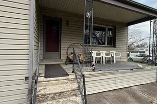 702 Newport Rd, Bristol, PA 19007 - Photo 3