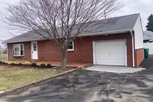 180 Andover Rd, Fairless Hills, PA 19030 - Photo 3