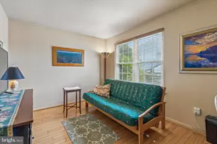107 Carousel Cir, Doylestown, PA 18901 - Photo 17