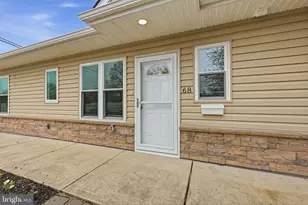 68 Tapered Oak Ln, Levittown, PA 19054 - Photo 5