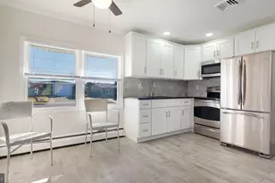 10 Blue Ridge Dr, Levittown, PA 19057 - Photo 5