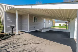 36 Mockorange Ln, Levittown, PA 19054 - Photo 27