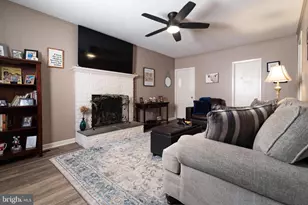 253 Kent Rd, Warminster, PA 18974 - Photo 17