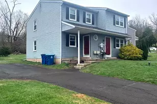 28 Winard Cir, Sellersville, PA 18960 - Photo 3