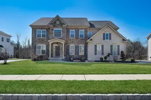 19 Beechwood Blvd, Feasterville-Trevose, PA 19053 - Photo 1