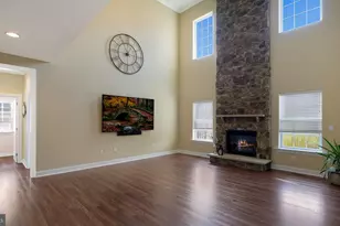 19 Beechwood Blvd, Feasterville-Trevose, PA 19053 - Photo 9