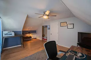 123 Goldenridge Dr, Levittown, PA 19057 - Photo 21