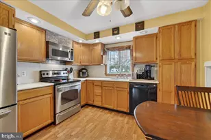 155 Rice Dr, Morrisville, PA 19067 - Photo 21