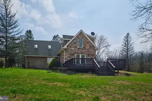 4325 Lehnenberg Rd, Riegelsville, PA 18077 - Photo 5