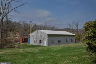 4325 Lehnenberg Rd, Riegelsville, PA 18077 - Photo 3