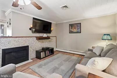 396 Pinewood Drive, Levittown, PA 19054 - Photo 11