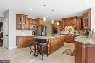 9 Hillview Dr, Newtown, PA 18940 - Photo 21